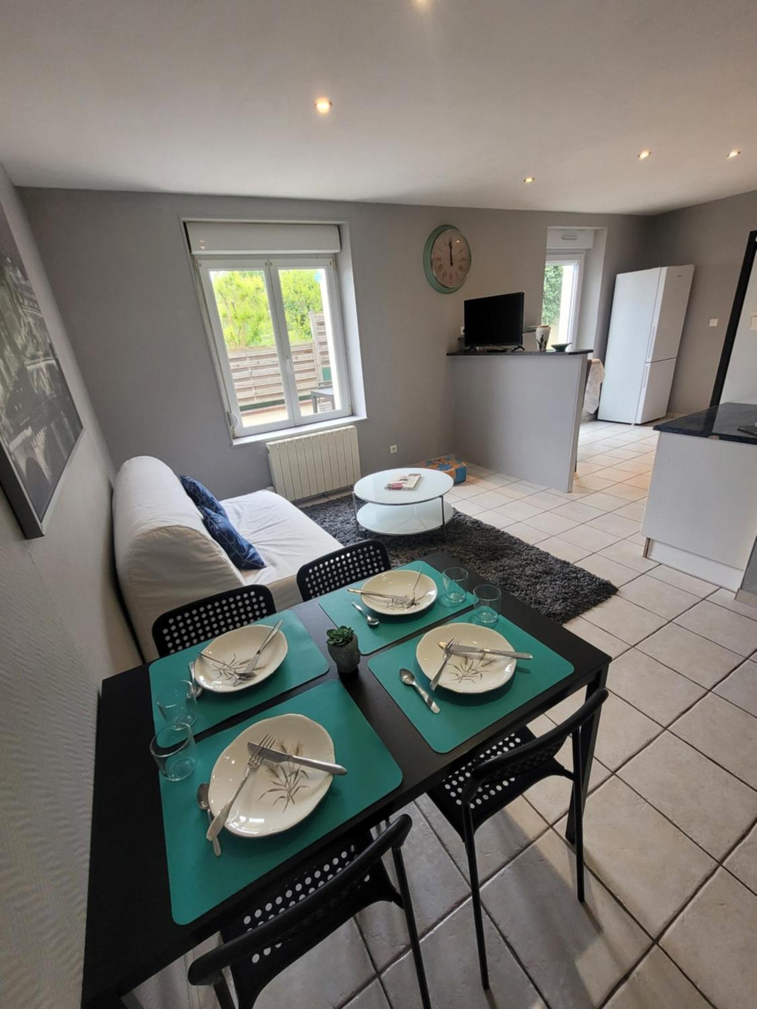 Appartement Cosy Dans Beau Village De Champagne Cormicy Exterior photo